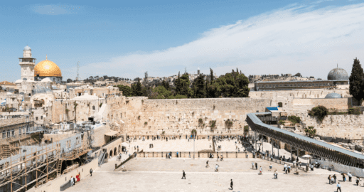 西アジアの安全・安心のロケを支える、撮影コーディネータ